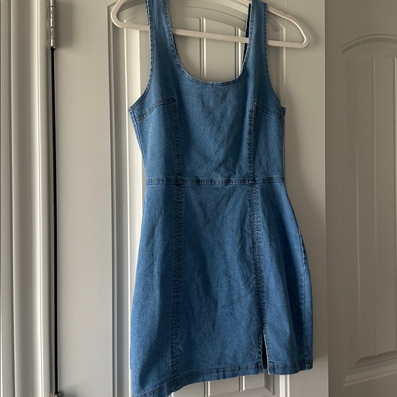 Shout out to you Denim Bodycon Dress - Picture 4 of 5